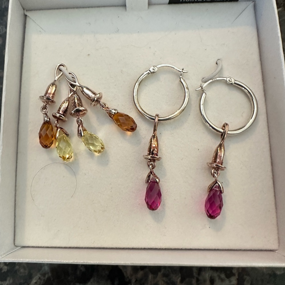 Brand new, versatile silver-colored hoop earrings with interchangeable pieces